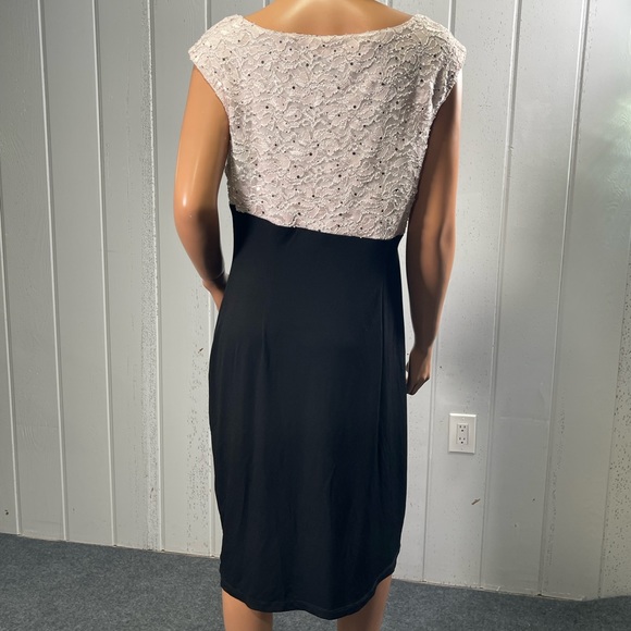 *Connected Apparel Women's Sequined Lace Drapes  Dress Sz14 - Picture 5 of 16